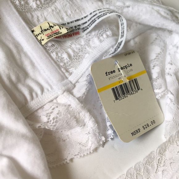 FREE PEOPLE, Intimately FP Lace Bandeau Bralette - Picture 4 of 5